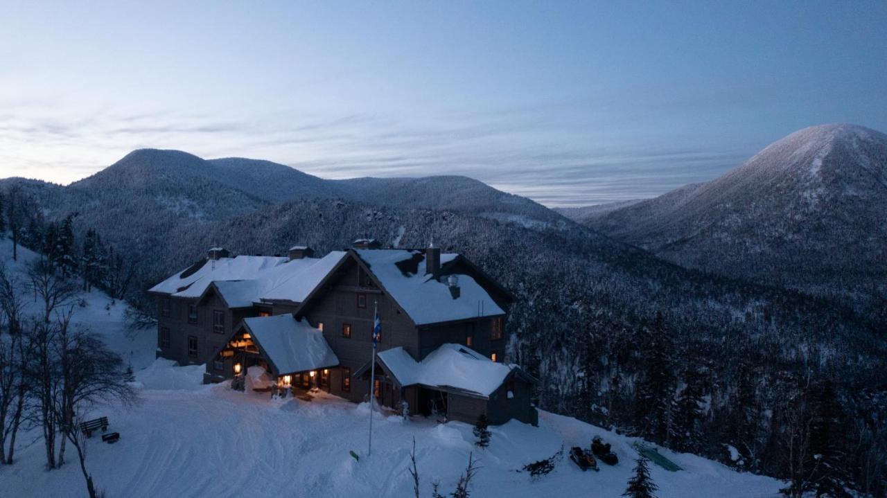 Auberge de Montagne des Chic-Chocs Mountain Lodge - Sepaq Sainte Anne-des-Chênes Extérieur photo