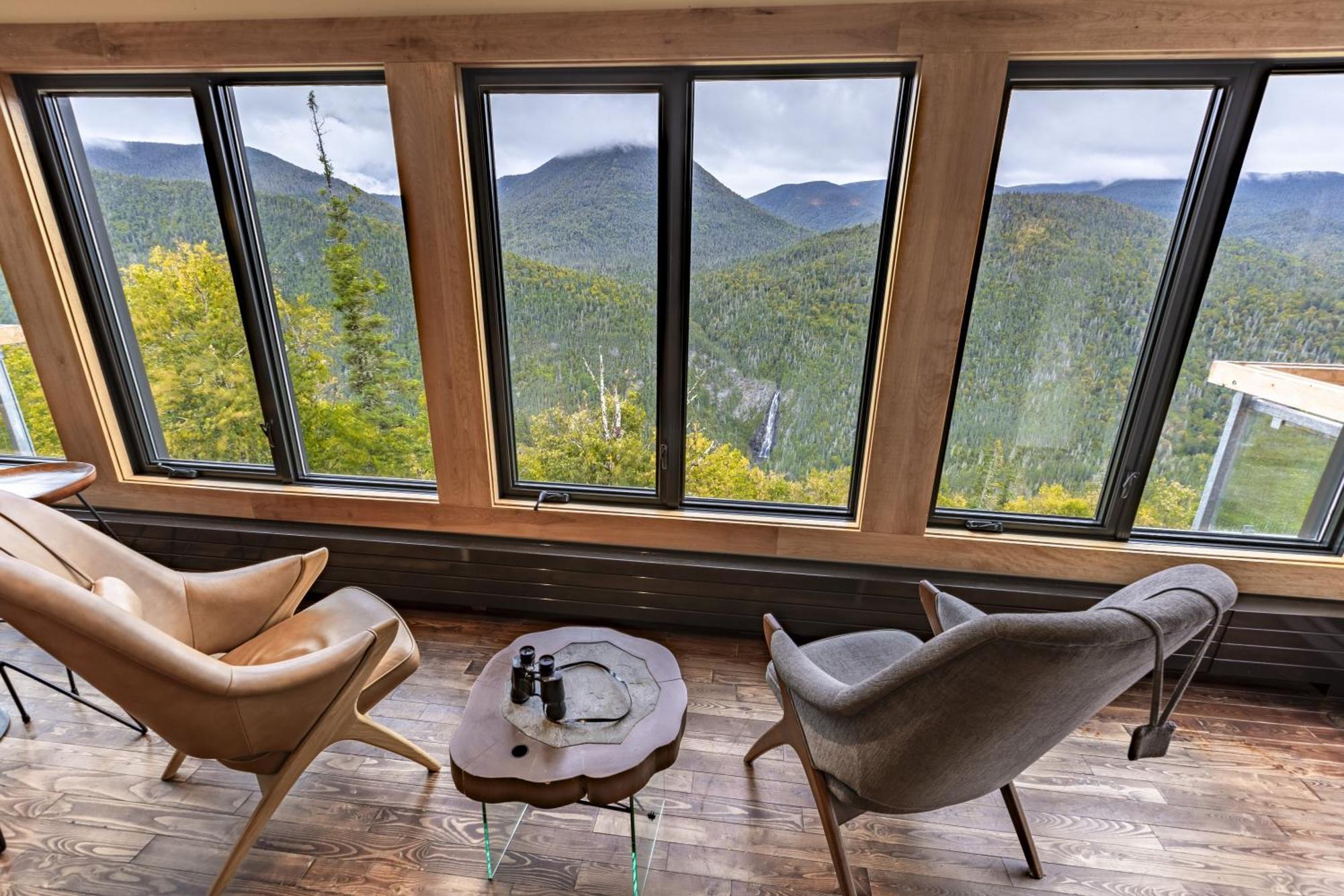 Auberge de Montagne des Chic-Chocs Mountain Lodge - Sepaq Sainte Anne-des-Chênes Extérieur photo